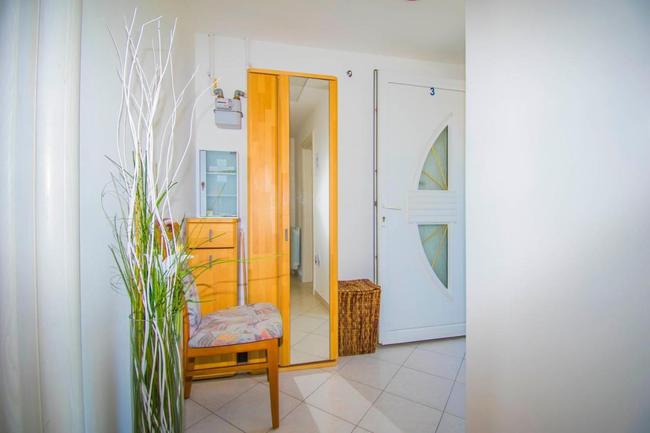 Apartma Relax Near *