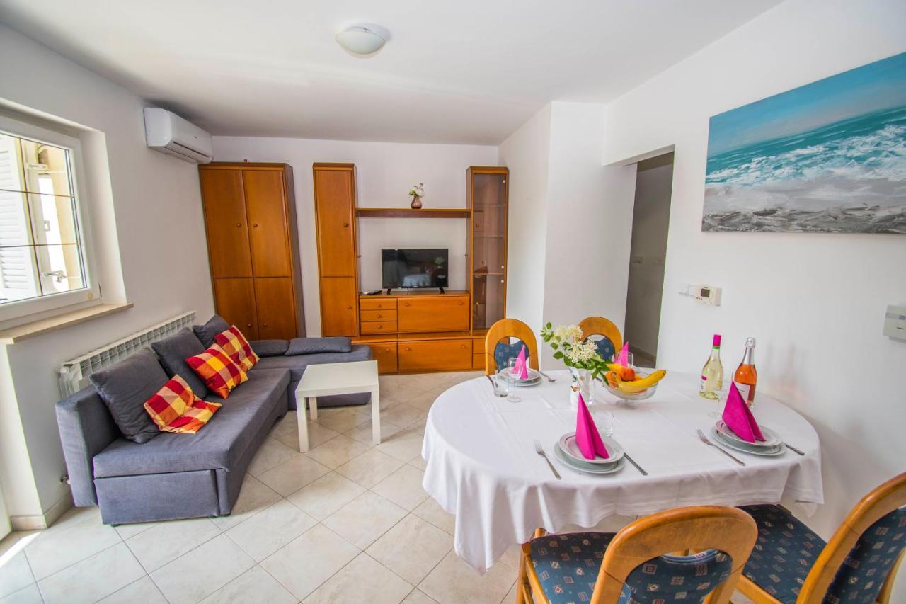 Apartma Relax Near